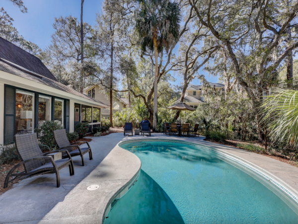 Coastal Retreat: Hilton Head Oasis with Heated Pool